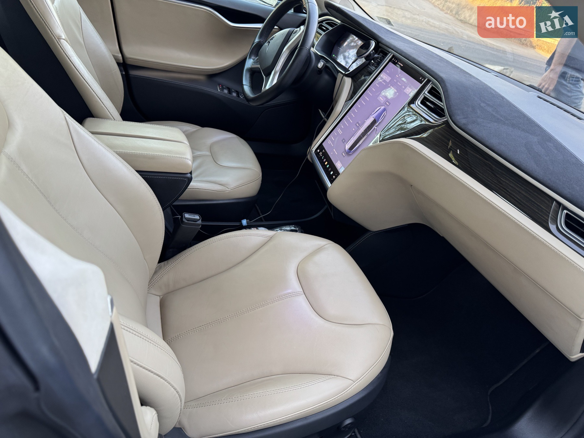 2014 Tesla Model S - мініатюра 5
