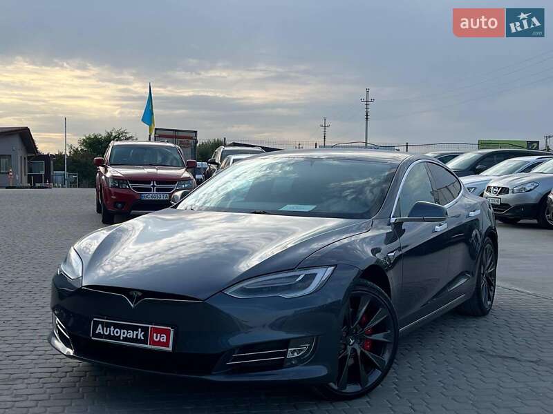 Ліфтбек Tesla Model S 2019 в 