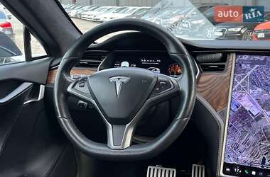 Ліфтбек Tesla Model S 2019 в 