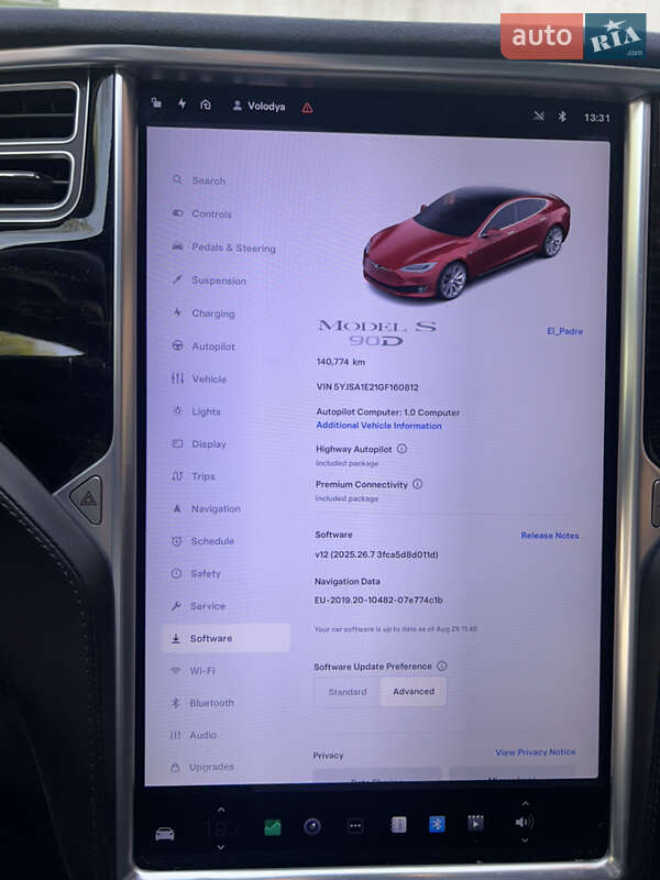 Лифтбек Tesla Model S 2016 в Львове