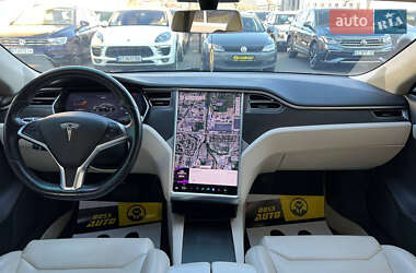 Лифтбек Tesla Model S 2018 в 