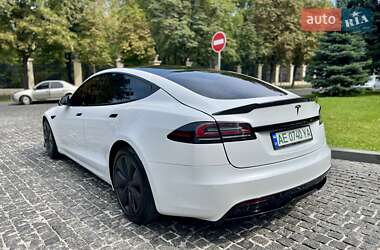 Лифтбек Tesla Model S 2022 в 