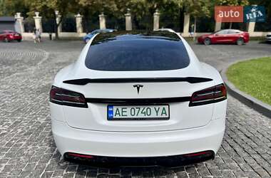 Лифтбек Tesla Model S 2022 в 
