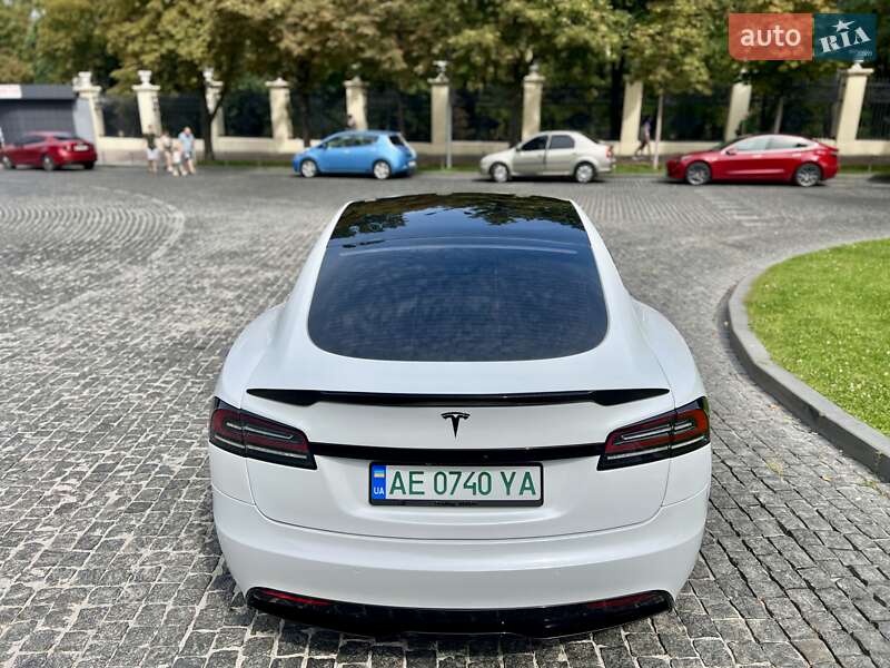 Ліфтбек Tesla Model S 2022 в Дніпрі