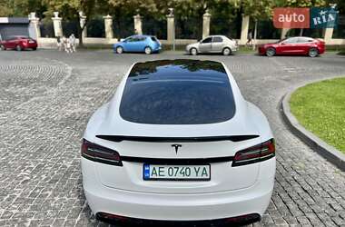 Лифтбек Tesla Model S 2022 в 