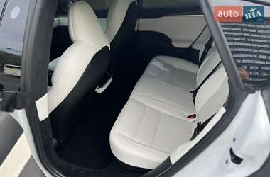 Лифтбек Tesla Model S 2022 в 