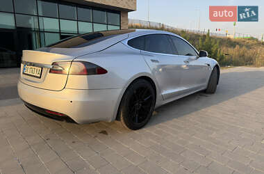 Лифтбек Tesla Model S 2017 в 
