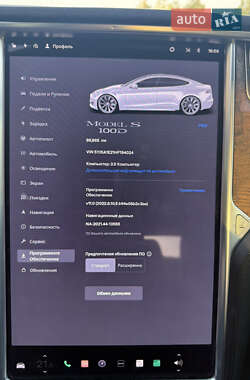 Лифтбек Tesla Model S 2017 в 