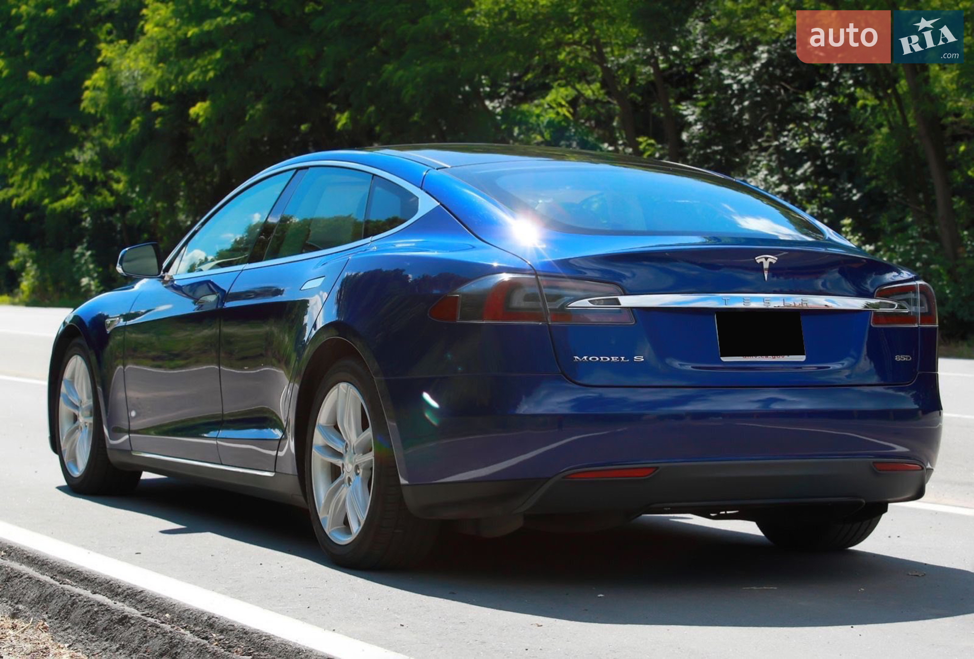 2015 Tesla Model S - мініатюра 2