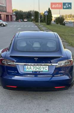 Ліфтбек Tesla Model S 2016 в 
