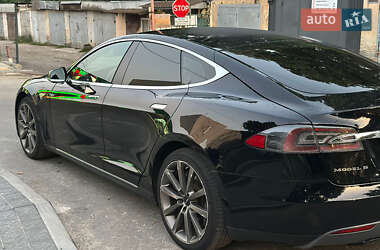 Ліфтбек Tesla Model S 2015 в 