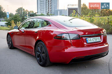 Лифтбек Tesla Model S 2022 в 