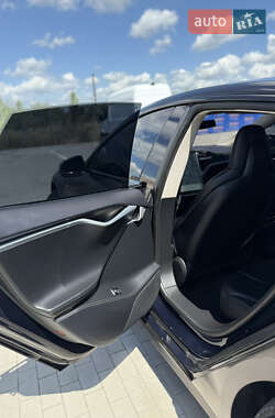 Ліфтбек Tesla Model S 2014 в 