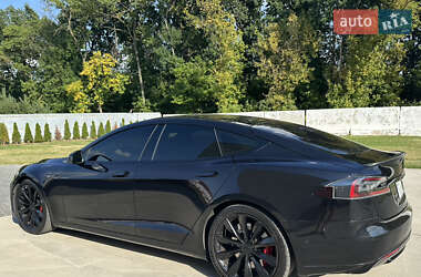 Ліфтбек Tesla Model S 2016 в 