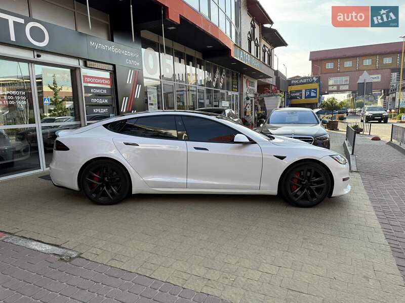 Ліфтбек Tesla Model S 2024 в Львові