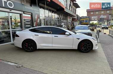 Лифтбек Tesla Model S 2024 в 