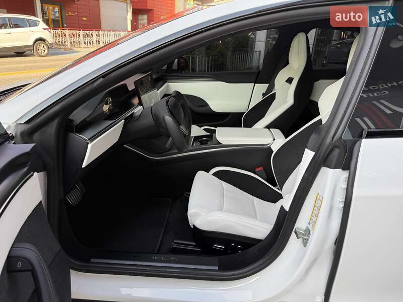 Ліфтбек Tesla Model S 2024 в Львові