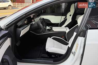 Лифтбек Tesla Model S 2024 в 