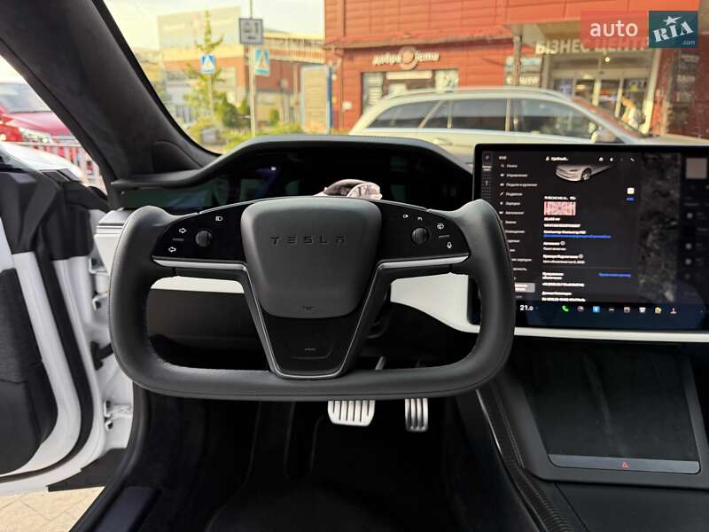 Ліфтбек Tesla Model S 2024 в Львові