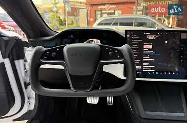 Лифтбек Tesla Model S 2024 в 