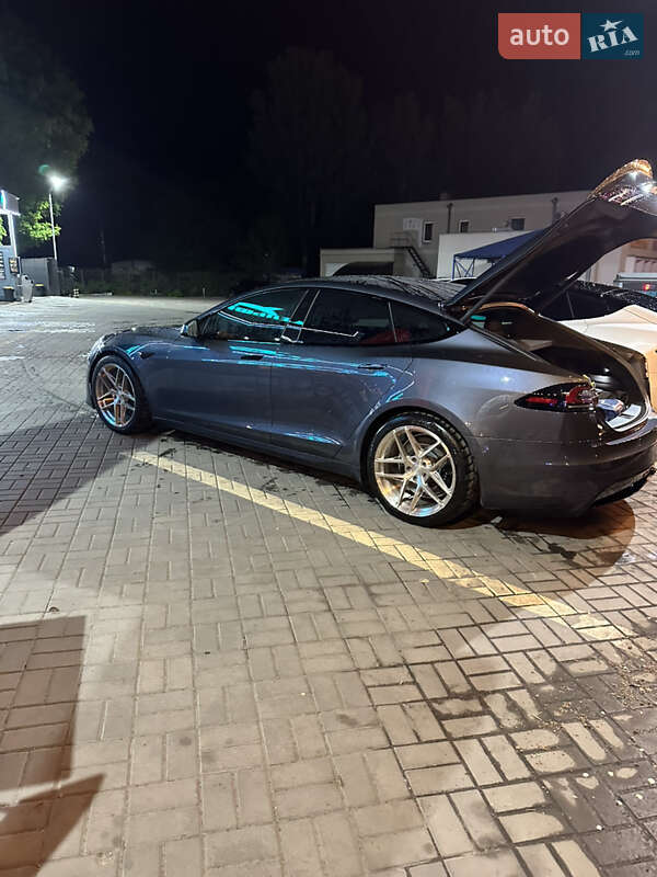 Лифтбек Tesla Model S 2022 в Запорожье фото 3 Лифтбек Tesla Model S 2022 в Запорожье
