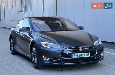 Ліфтбек Tesla Model S 2014 в Одесі