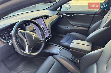 Лифтбек Tesla Model S 2019 в 