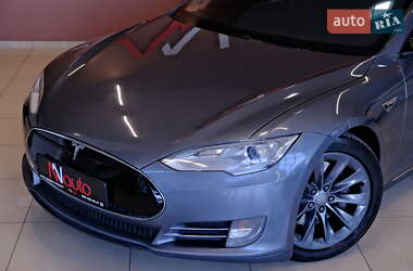Ліфтбек Tesla Model S 2013 в 