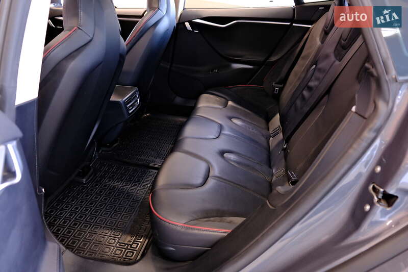 Лифтбек Tesla Model S 2013 в Одессе фото 30 Лифтбек Tesla Model S 2013 в Одессе
