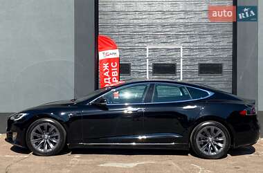 Ліфтбек Tesla Model S 2020 в 
