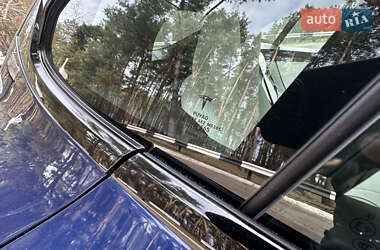 Лифтбек Tesla Model S 2022 в 