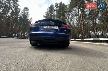 Лифтбек Tesla Model S 2022 в 