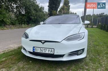 Ліфтбек Tesla Model S 2016 в 