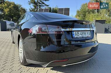 Ліфтбек Tesla Model S 2015 в 