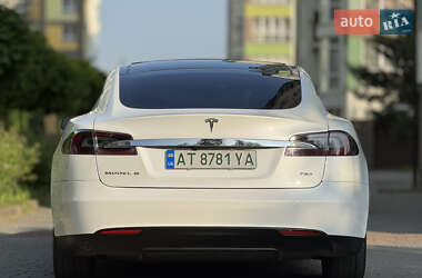 Ліфтбек Tesla Model S 2014 в 