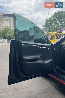 Ліфтбек Tesla Model S 2015 в 