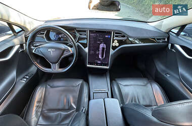 Ліфтбек Tesla Model S 2017 в 