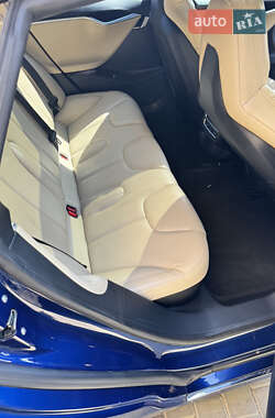 Лифтбек Tesla Model S 2016 в 