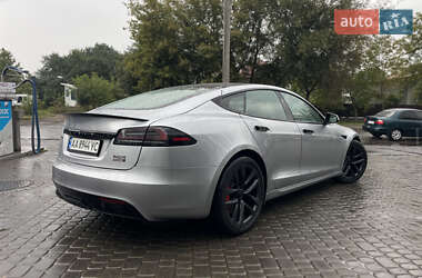 Лифтбек Tesla Model S 2024 в 