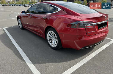 Лифтбек Tesla Model S 2017 в 