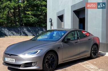 Ліфтбек Tesla Model S 2019 в 