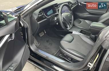 Ліфтбек Tesla Model S 2016 в 