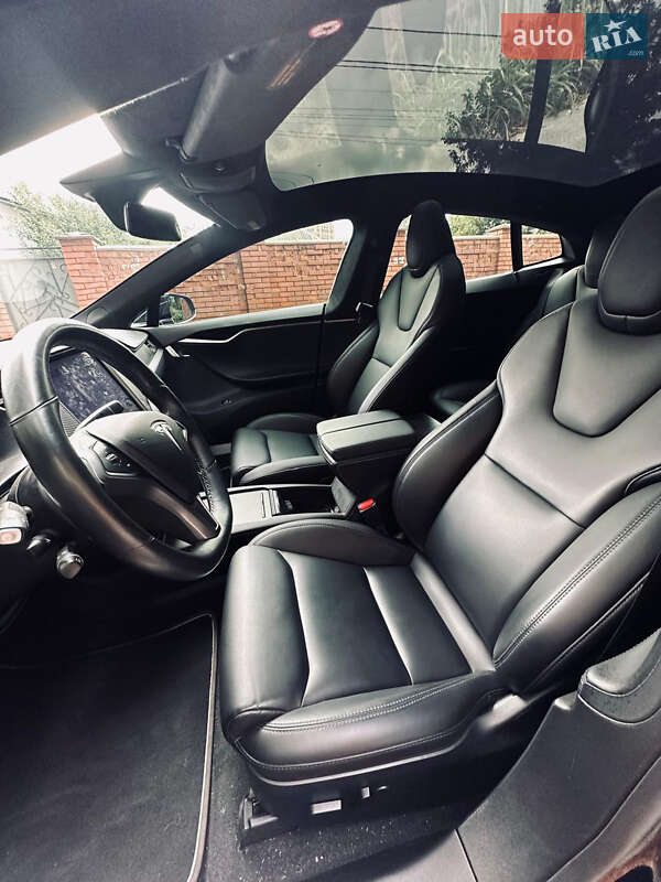 Ліфтбек Tesla Model S 2020 в Києві