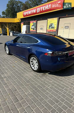 Ліфтбек Tesla Model S 2016 в 