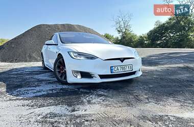 Лифтбек Tesla Model S 2016 в Черкассах