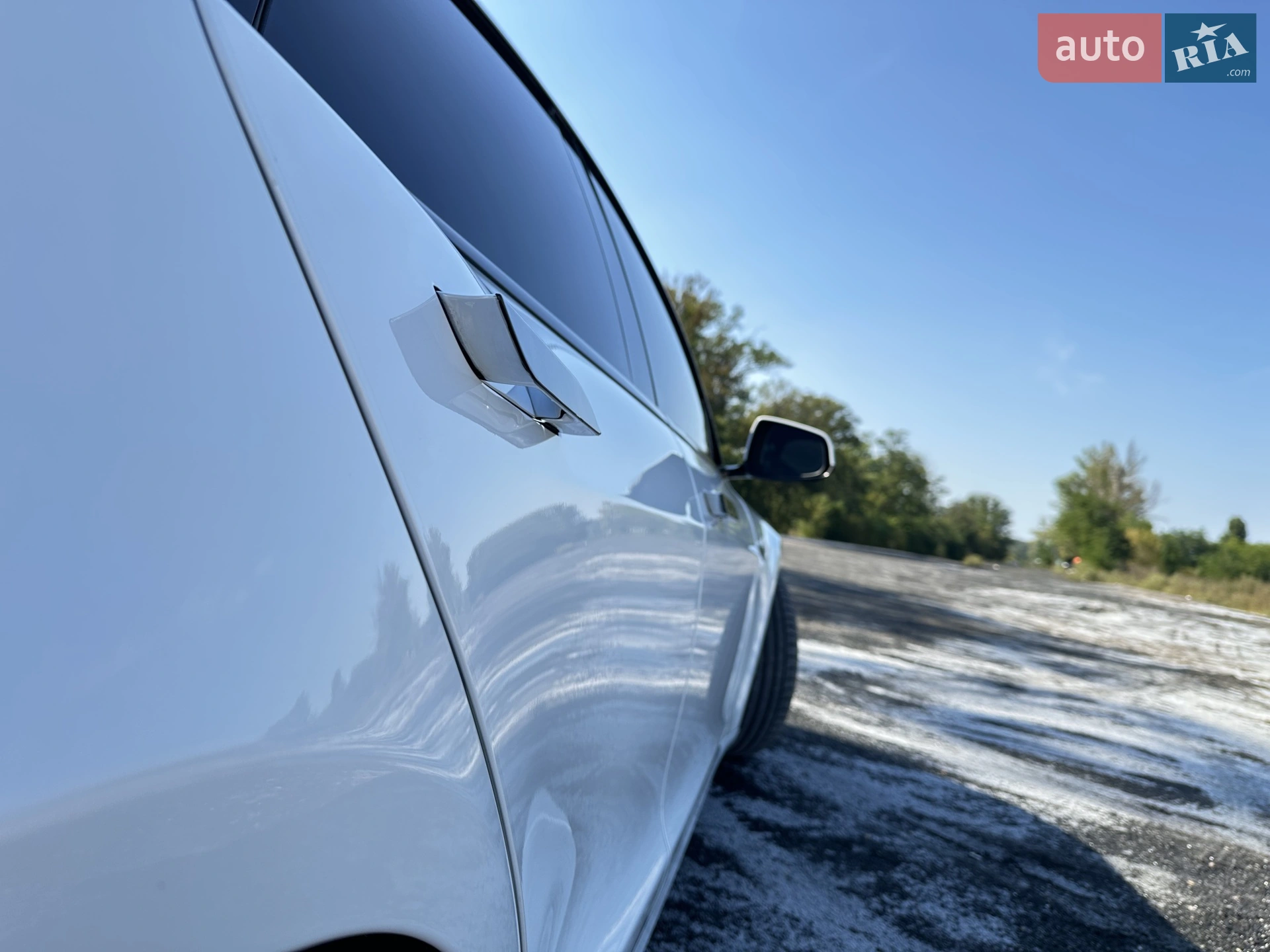 2016 Tesla Model S - мініатюра 19
