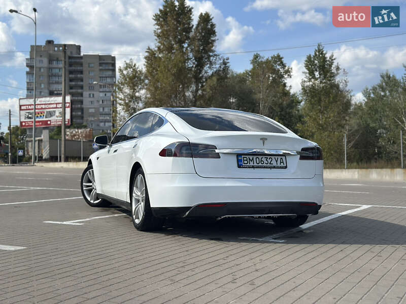 Ліфтбек Tesla Model S 2012 в Сумах
