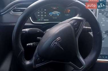 Ліфтбек Tesla Model S 2015 в 