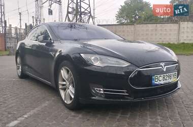 Лифтбек Tesla Model S 2016 в 