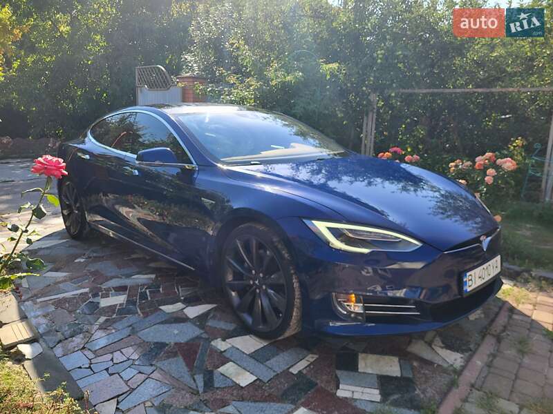 Лифтбек Tesla Model S 2016 в Полтаве фото 7 Лифтбек Tesla Model S 2016 в Полтаве